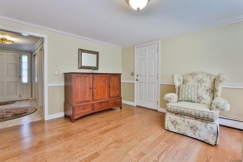 10 Sharon Rd, Windham, NH 03087 photo 13