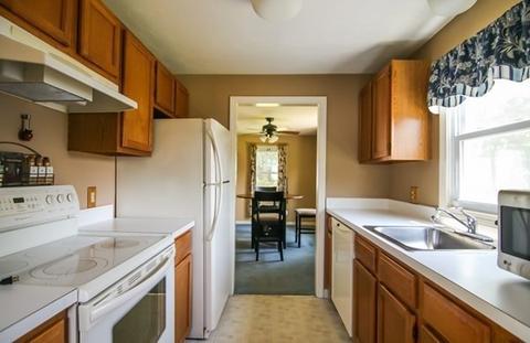46 Ledgecrest Dr, Worcester, MA 01603 photo 6