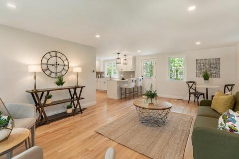 13 Crosby Rd, Reading, MA 01867 photo 12