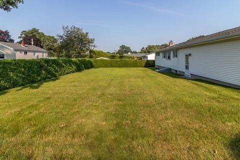 337 David St, Fall River, MA 02720 photo 9