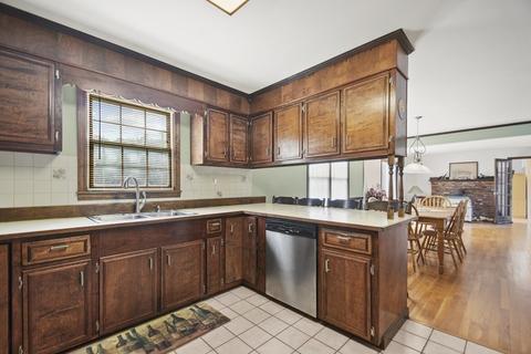 8 Lashua Rd, Ashburnham, MA 01430 photo 17