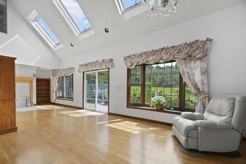 8 Lashua Rd, Ashburnham, MA 01430 photo 6
