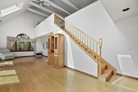 8 Lashua Rd, Ashburnham, MA 01430 photo 8