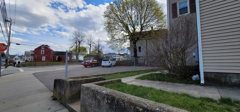 189 Logee St, Woonsocket, RI 02895 photo 6