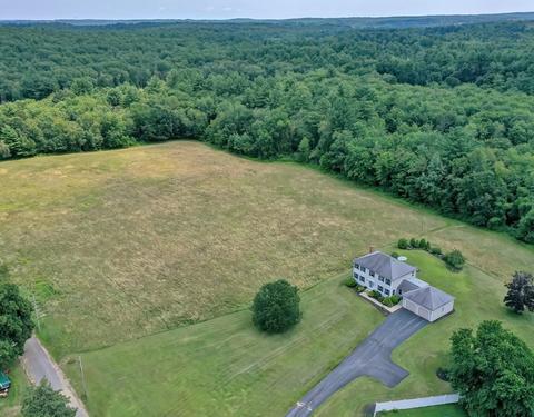 14 Darling Ln, Sutton, MA 01590 photo 2
