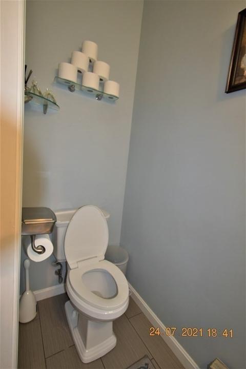 125 Walter St, Chicopee, MA 01013 photo 23