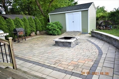 125 Walter St, Chicopee, MA 01013 photo 9