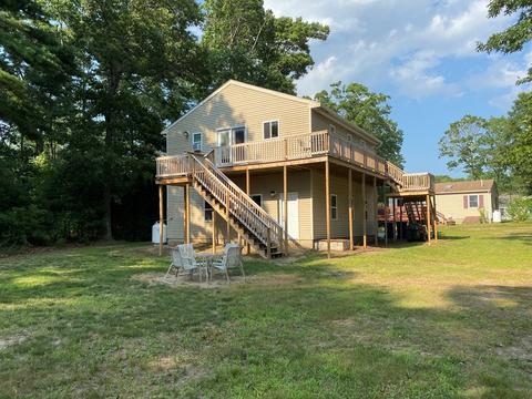 22 Weaver St, Wareham, MA 02576 photo 6