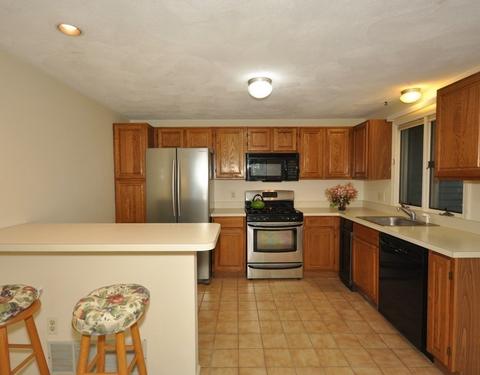 5 Deer Path #7, Maynard, MA 01754 photo 3