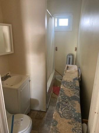 18 Sullivan St, Springfield, MA 01104 photo 6