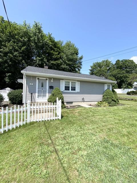 10 Overlook Dr, Chicopee, MA 01013 photo 1