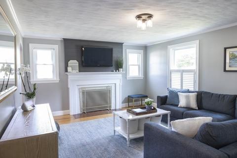 44 Maple St, Stoneham, MA 02180 photo 12