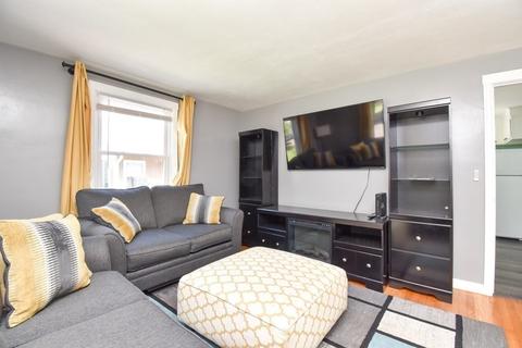 105 Quaker Rd, Springfield, MA 01118 photo 9