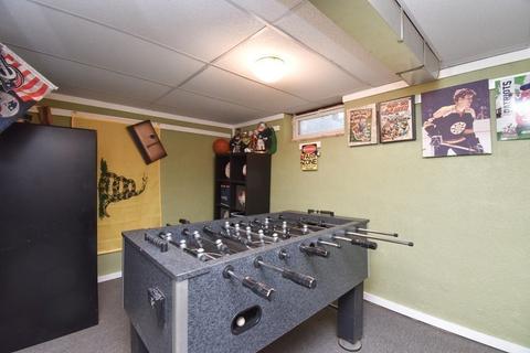 105 Quaker Rd, Springfield, MA 01118 photo 27