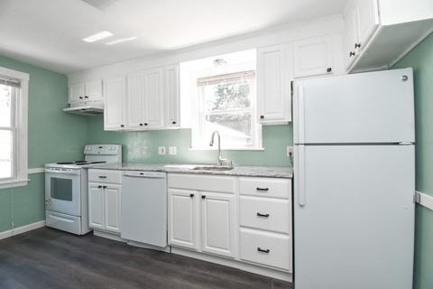 105 Quaker Rd, Springfield, MA 01118 photo 6