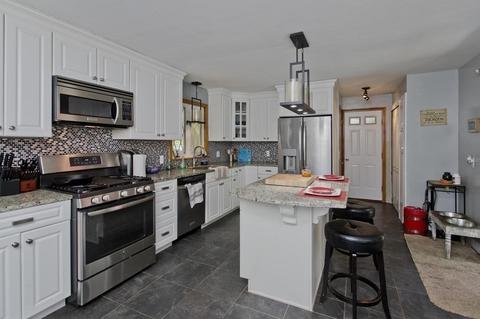 28 Greaney St, Springfield, MA 01104 photo 13