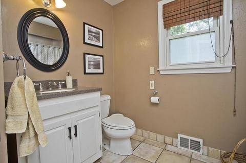 28 Greaney St, Springfield, MA 01104 photo 23
