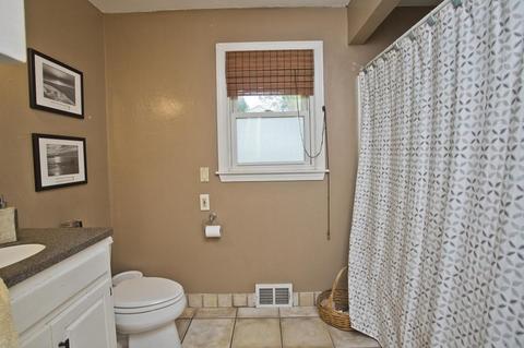 28 Greaney St, Springfield, MA 01104 photo 21