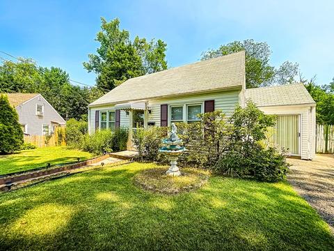 71 Arden St, Springfield, MA 01118 photo 2