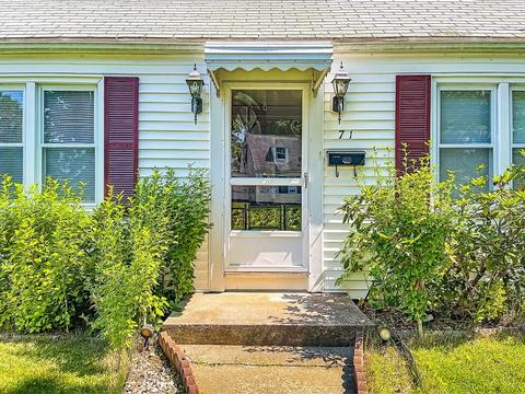 71 Arden St, Springfield, MA 01118 photo 1