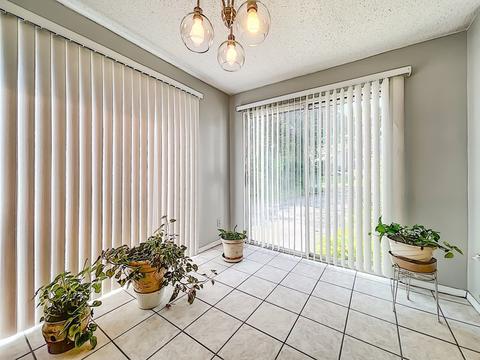 71 Arden St, Springfield, MA 01118 photo 9