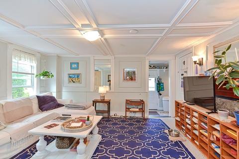 8 Leighton Ct, Gloucester, MA 01930 photo 9