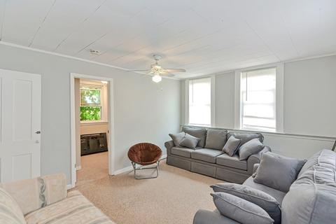 8 Leighton Ct, Gloucester, MA 01930 photo 17