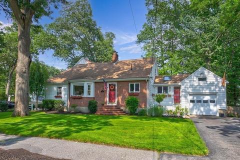 83 John Carver Rd, Reading, MA 01867 photo 2