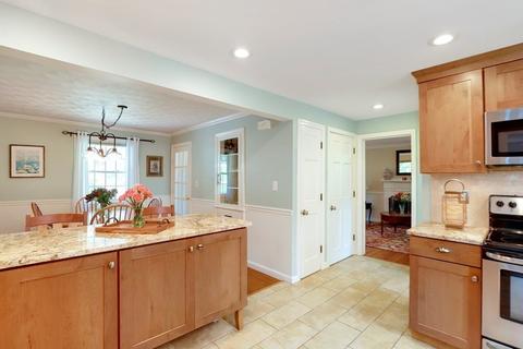 37 Dover Rd, Millis, MA 02054 photo 11