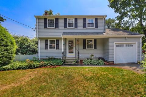 37 Dover Rd, Millis, MA 02054 photo 2