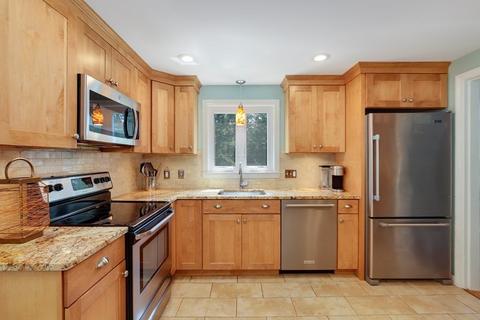37 Dover Rd, Millis, MA 02054 photo 10