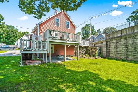 93 Vine St, Reading, MA 01867 photo 36