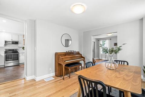 93 Vine St, Reading, MA 01867 photo 11