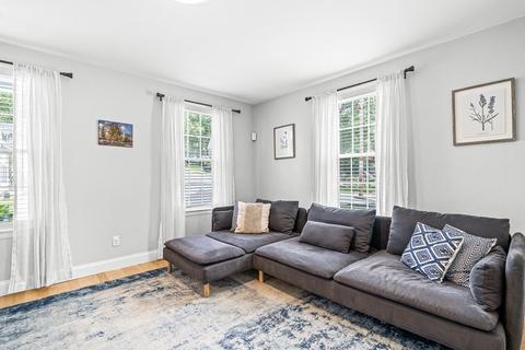 93 Vine St, Reading, MA 01867 photo 17