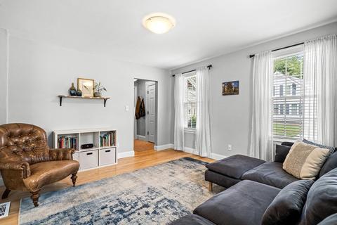 93 Vine St, Reading, MA 01867 photo 19