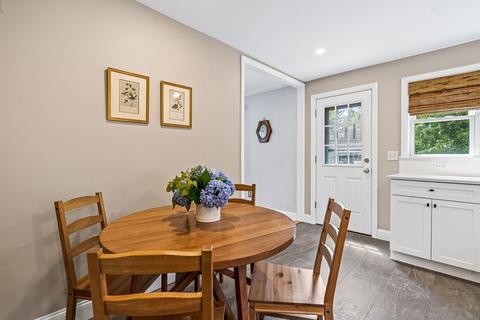93 Vine St, Reading, MA 01867 photo 10