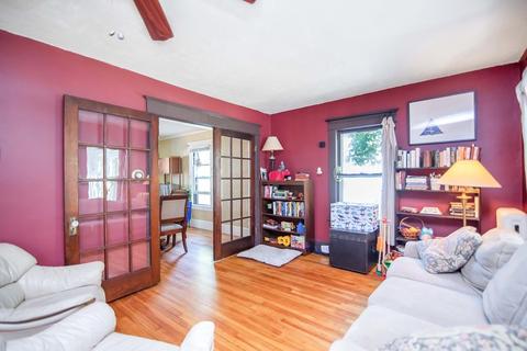 194 Draper St, Springfield, MA 01108 photo 10