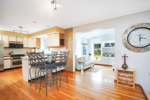 106 Christopher Ter, West Springfield, MA 01089 photo 11