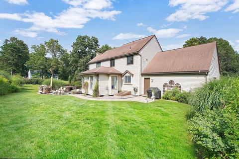 106 Christopher Ter, West Springfield, MA 01089 photo 32