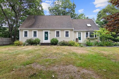 8 Raspberry Ln, Barnstable, MA 02648 photo 2