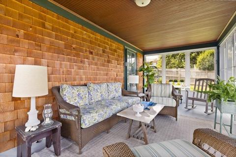 2 Standish St, Hingham, MA 02043 photo 14