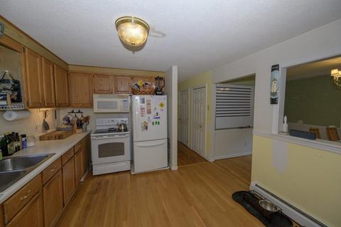38 Thom Ave, Bourne, MA 02532 photo 6