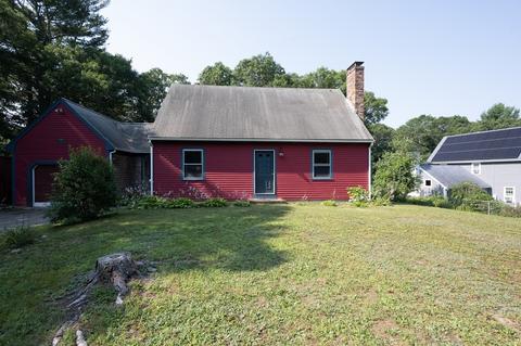 38 Thom Ave, Bourne, MA 02532 photo 2