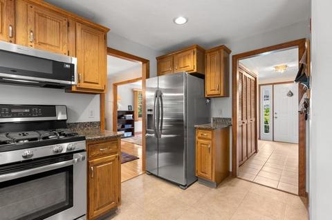 7 Van Gemert Dr, Mansfield, MA 02048 photo 8