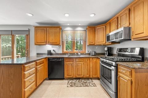 7 Van Gemert Dr, Mansfield, MA 02048 photo 9