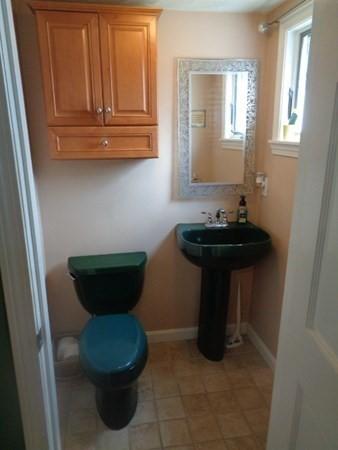 17 Freeman Ave, Everett, MA 02149 photo 6