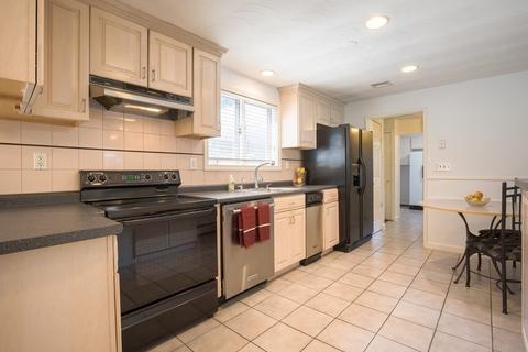 5 Philip Rd, Framingham, MA 01701 photo 11