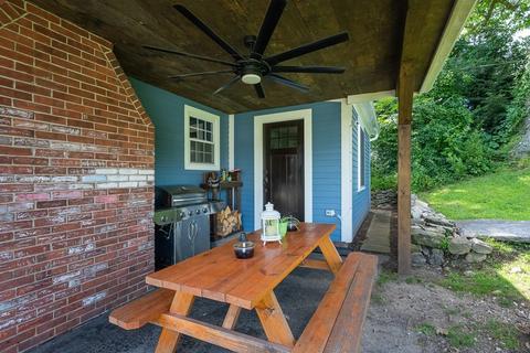 30 Cherry St, Ware, MA 01082 photo 11
