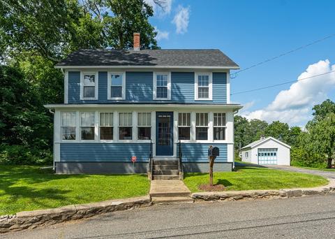 30 Cherry St, Ware, MA 01082 photo 1