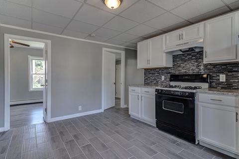 603 County St, Fall River, MA 02723 photo 4